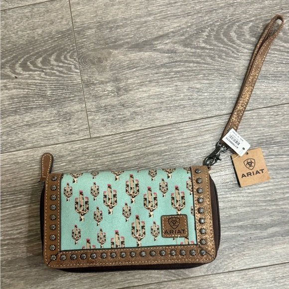 Ariat Handbags - Ariat Cactus Pattern Wristlet - Mint and Brown